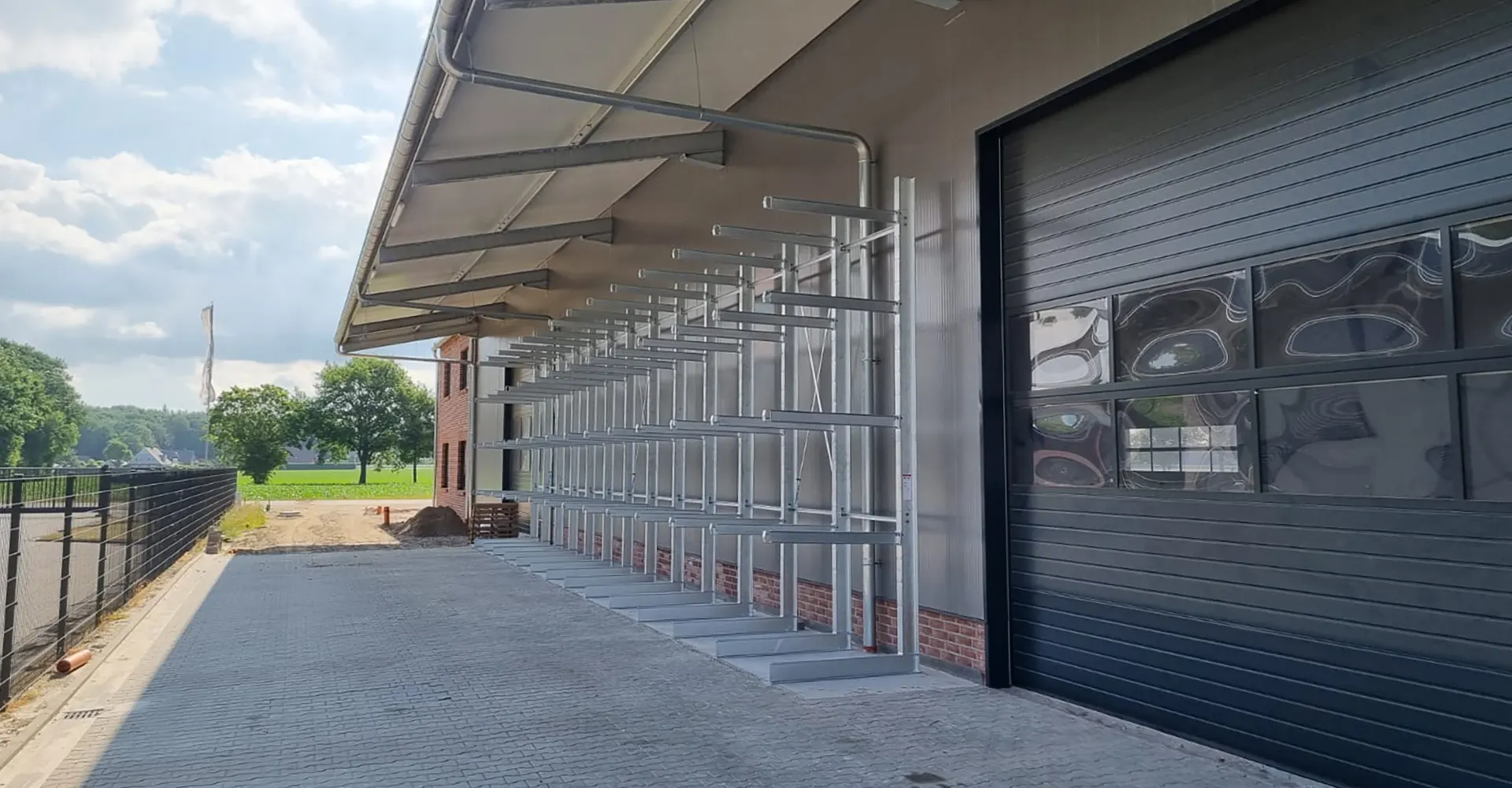 Stahlbau • Regalbau • Service